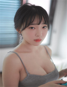 公与媳厨房在线播放-无颜之月在线